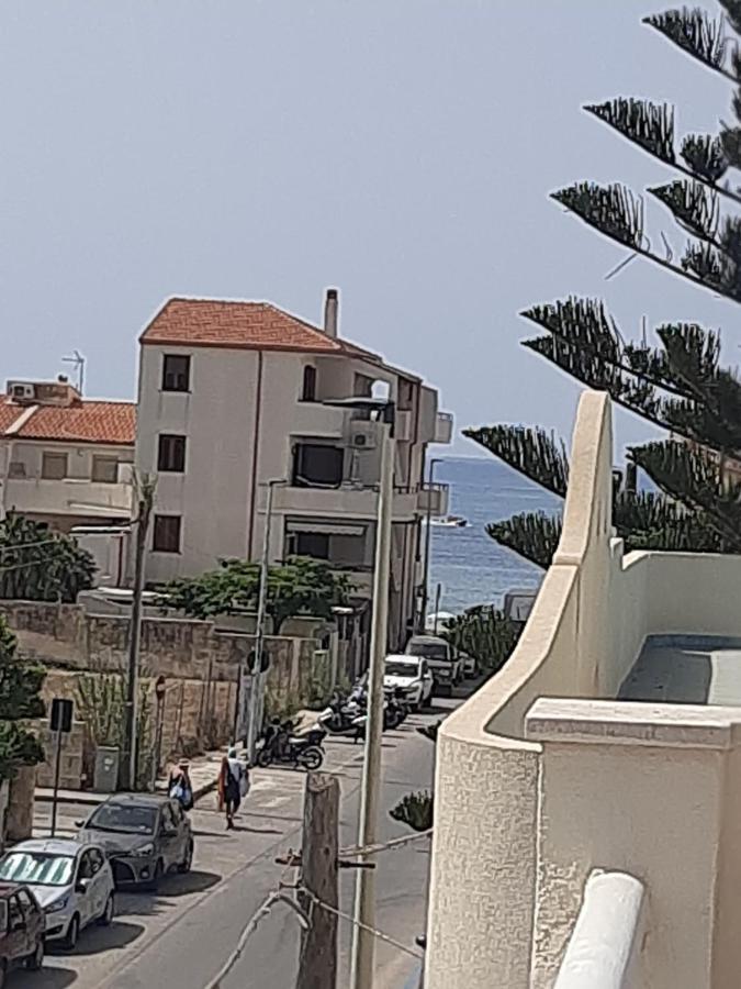 Ferienwohnung Brezza Di Mare Punta Secca Exterior foto